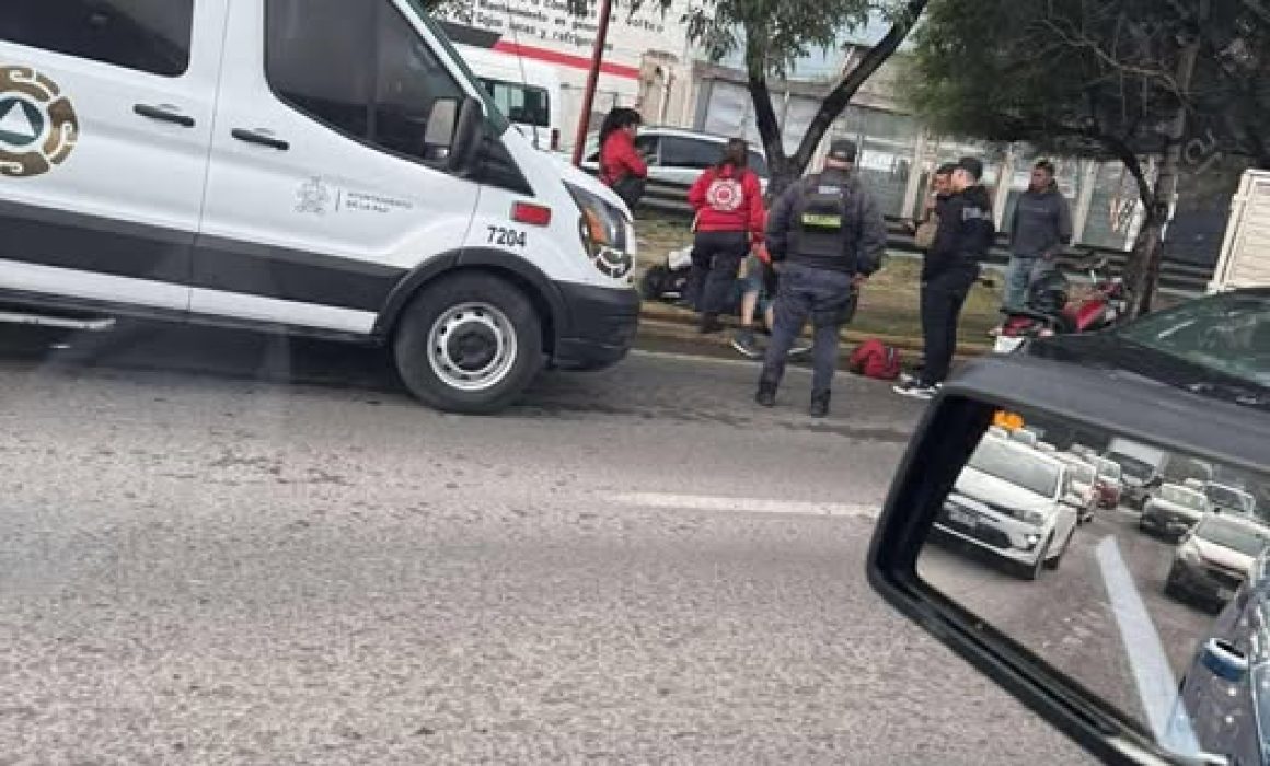 Choca motociclista con camioneta en la México-Texcoco