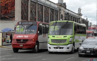 Choque de autobuses en Toluca