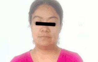 Detienen a mujer por presunta extorsión a repartidor en Nezahualcóyotl