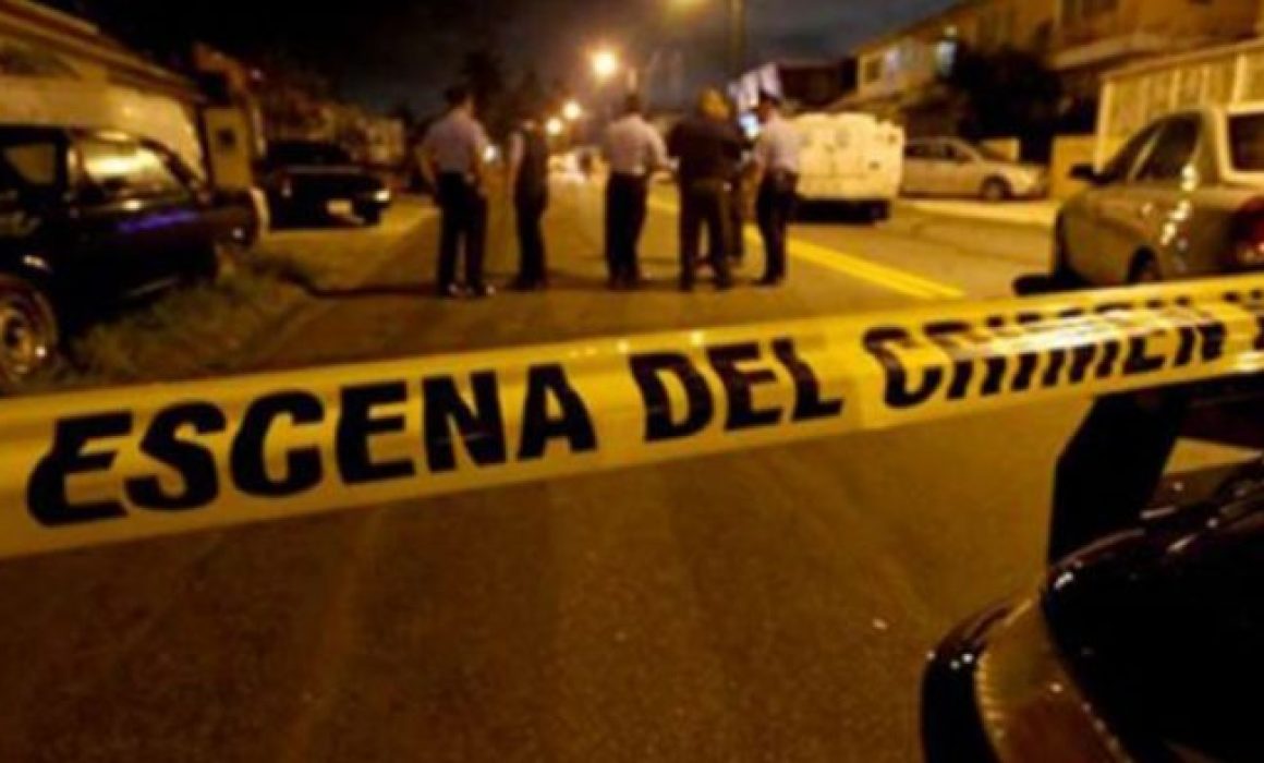 Ejecutan a un hombre en Nezahualcóyotl; buscan a moto sicario