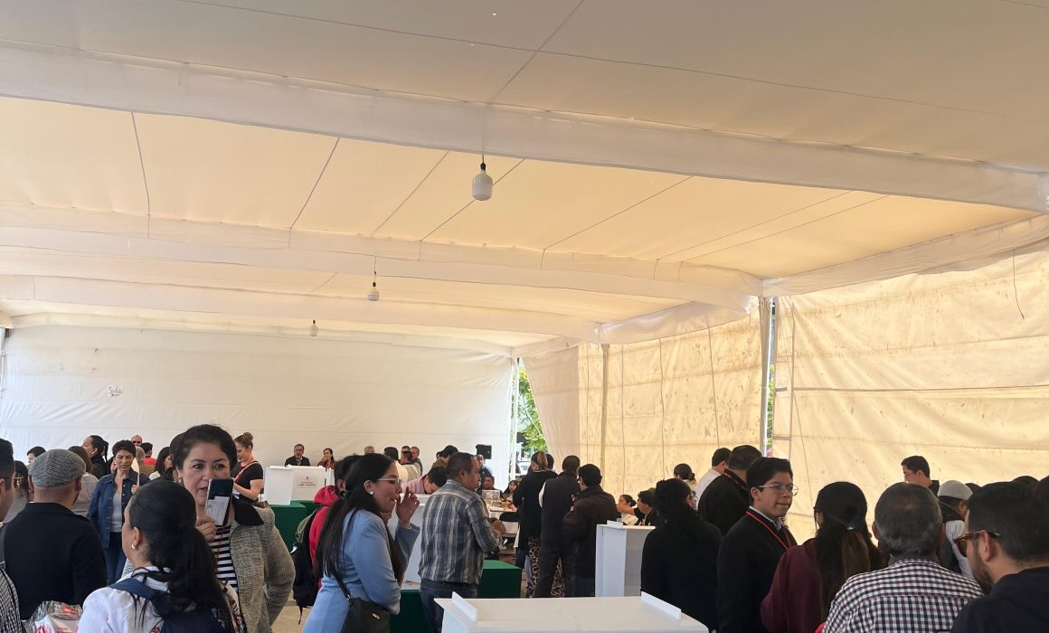 Reportan baja participación en votación de rectoría de la UAEMéx