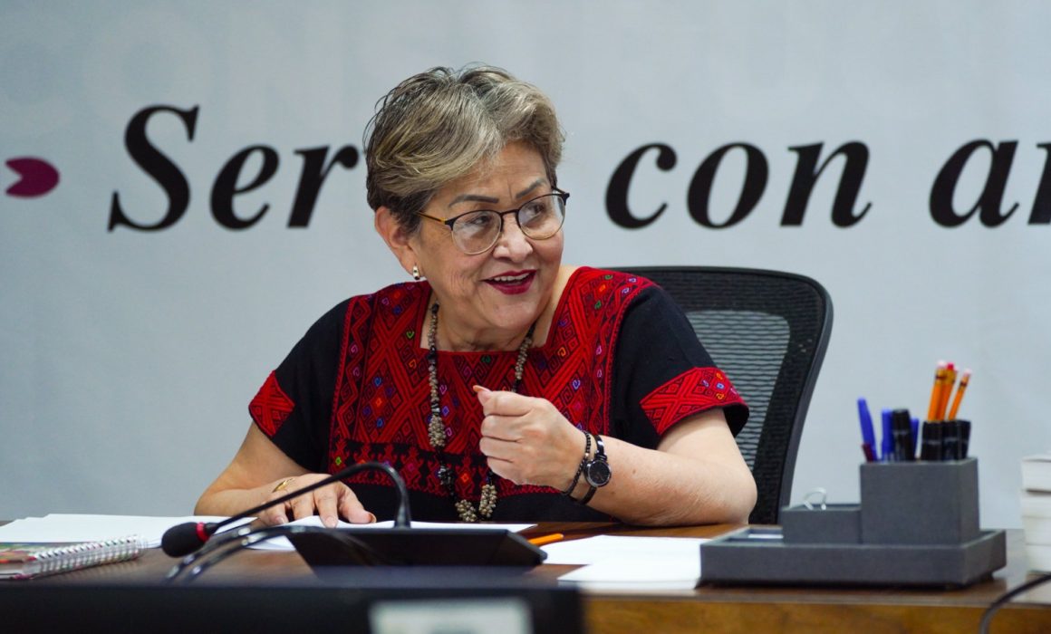 Gobierno de Martha Guerrero Sánchez entrega apoyo alimentario