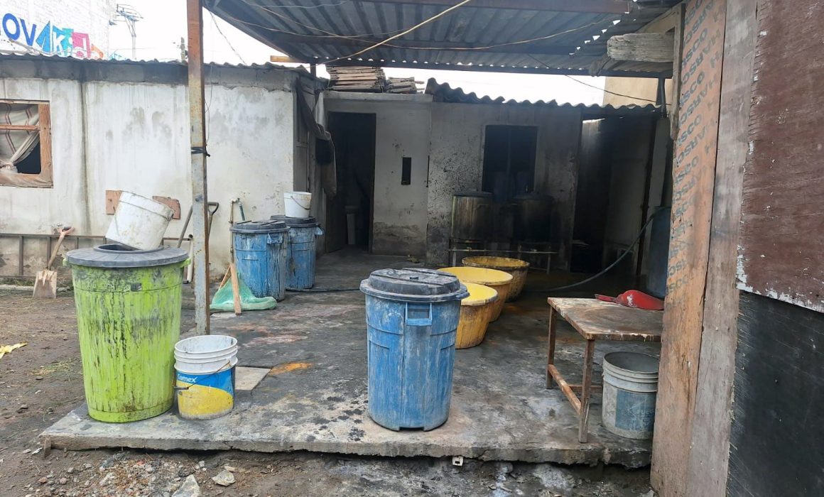 Hallan narcolaboratorio en Chalco