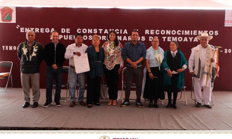 Entregan constancias de registro de comunidades indígenas en Temoaya