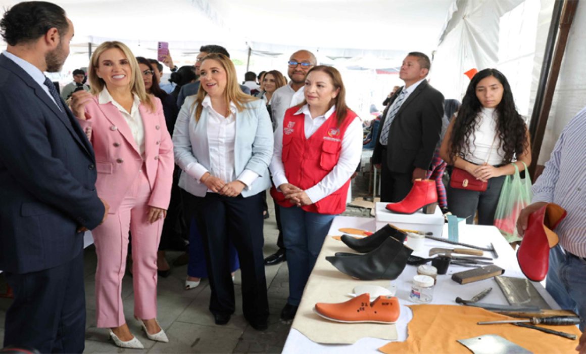 Impulsan productores mexiquenses la venta de calzado en Huixquilucan