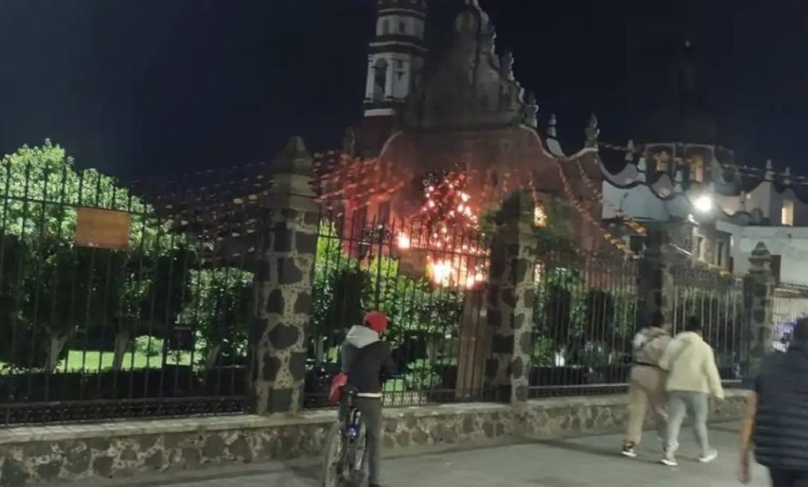Incendio en catedral de Chalco