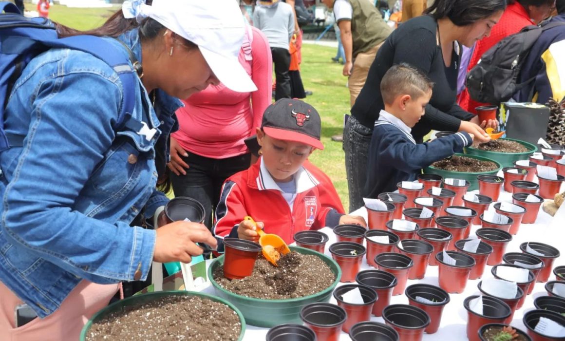 Lleva Edomex la conciencia ecológica a miles de aulas rurales