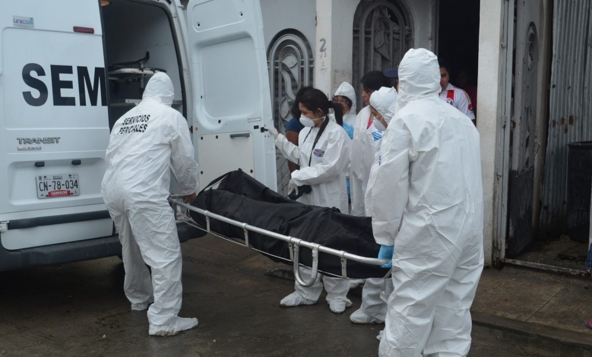 Localizan bolsa con restos humanos en Almoloya de Juárez