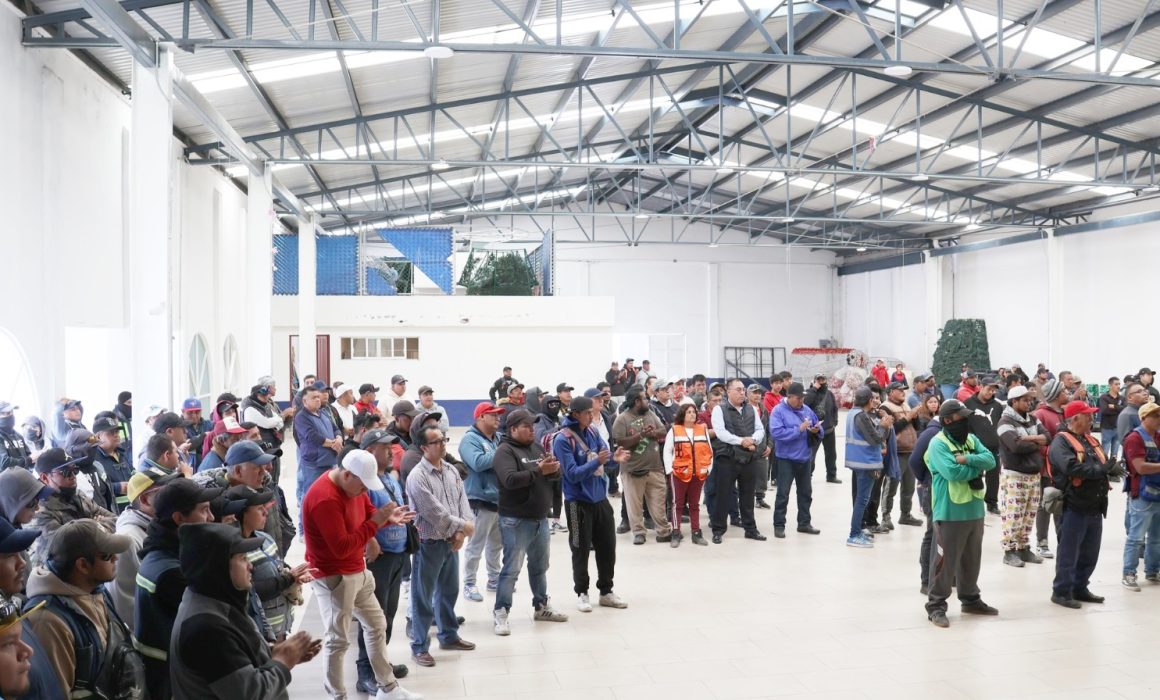 Meterán en cintura a mototaxis de Tezoyuca