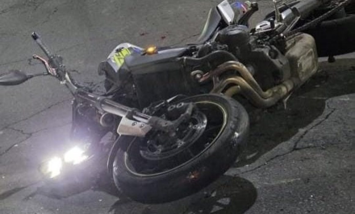 Muere motociclista al derrapar en vialidad López Mateos, Nezahualcóyotl