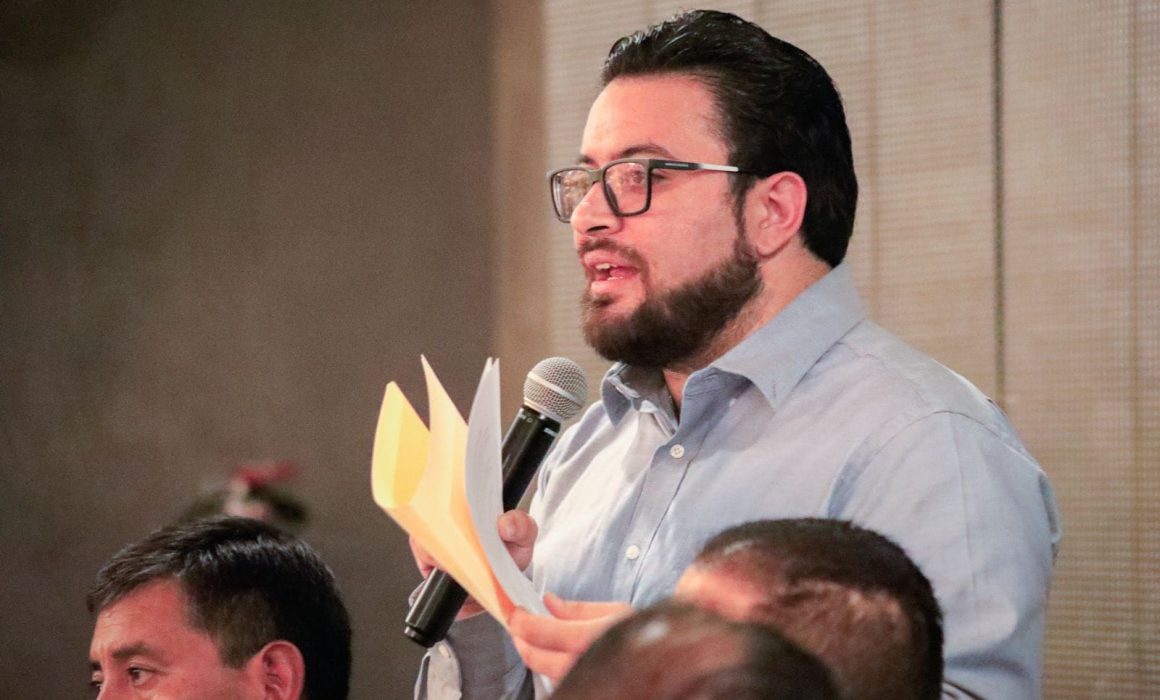 El municipio participa en un programa para enseñar a leer y escribir a miles de personas