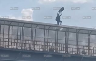 Roba lámparas peatonales en Tecámac