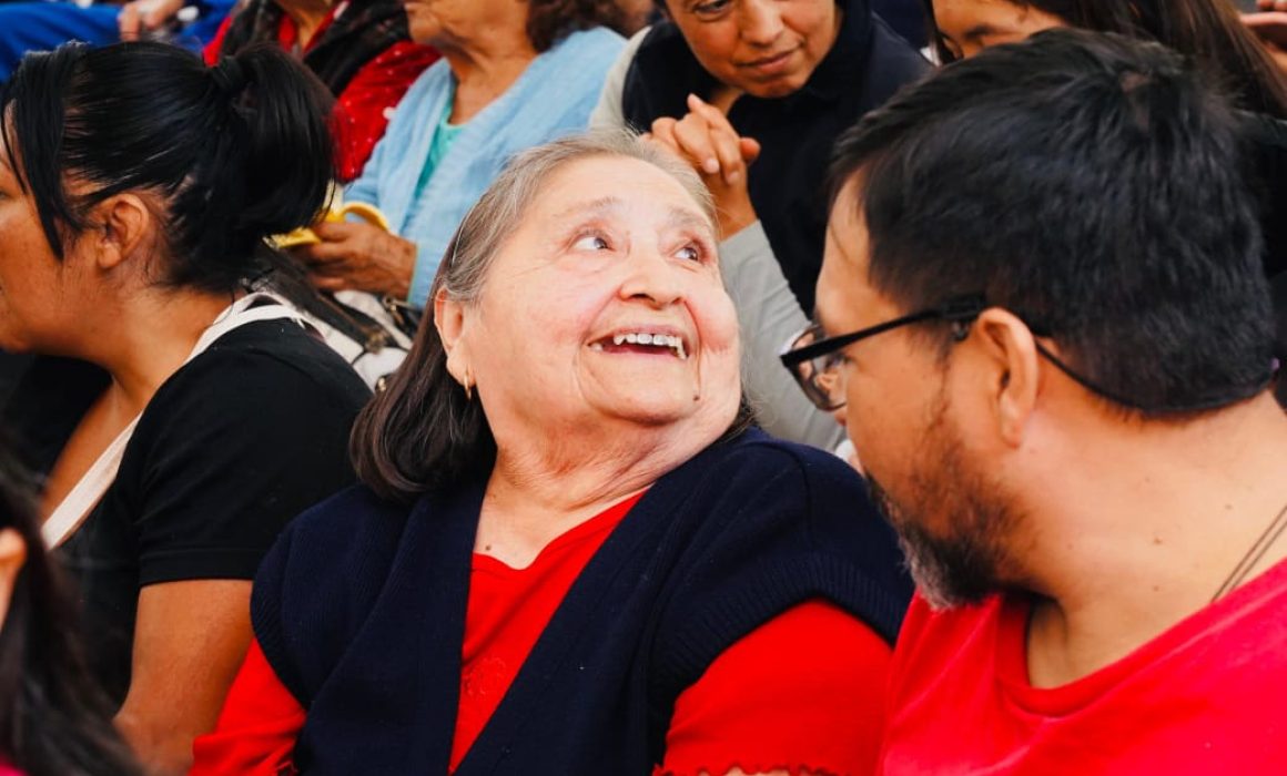 Dan equipo para personas con discapacidad en Tlalnepantla