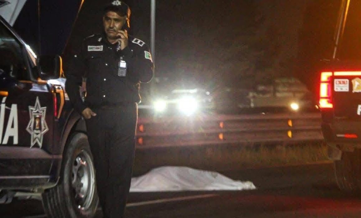 Arrollan a mujer sobre Paseo Tollocan en Toluca