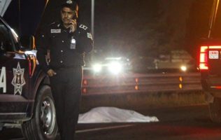 Arrollan a mujer sobre Paseo Tollocan en Toluca