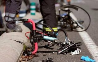 Atropellan a ciclista en Toluca