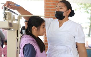 Brindan certificados médicos gratuitos en Huixquilucan