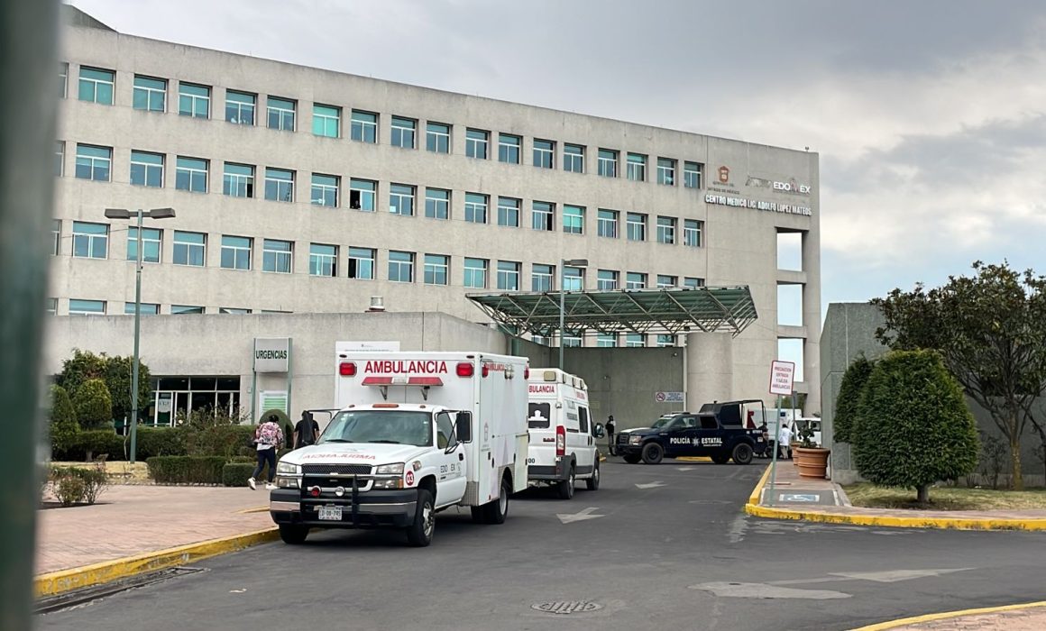 Captan a trabajadores de hospital en Toluca en estado de ebriedad