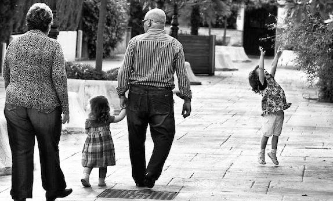 Celebra y reconoce el papel de los abuelos más jóvenes en el Edomex