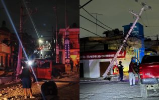 Choca camioneta contra poste y deja sin luz varias calles en Ixtapaluca