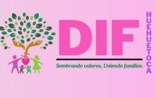 Choque de unidad médica contra transporte público cerca del DIF Municipal