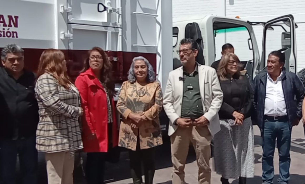 Comprometidos con el medio ambiente, Teoloyucan suma camión recolector