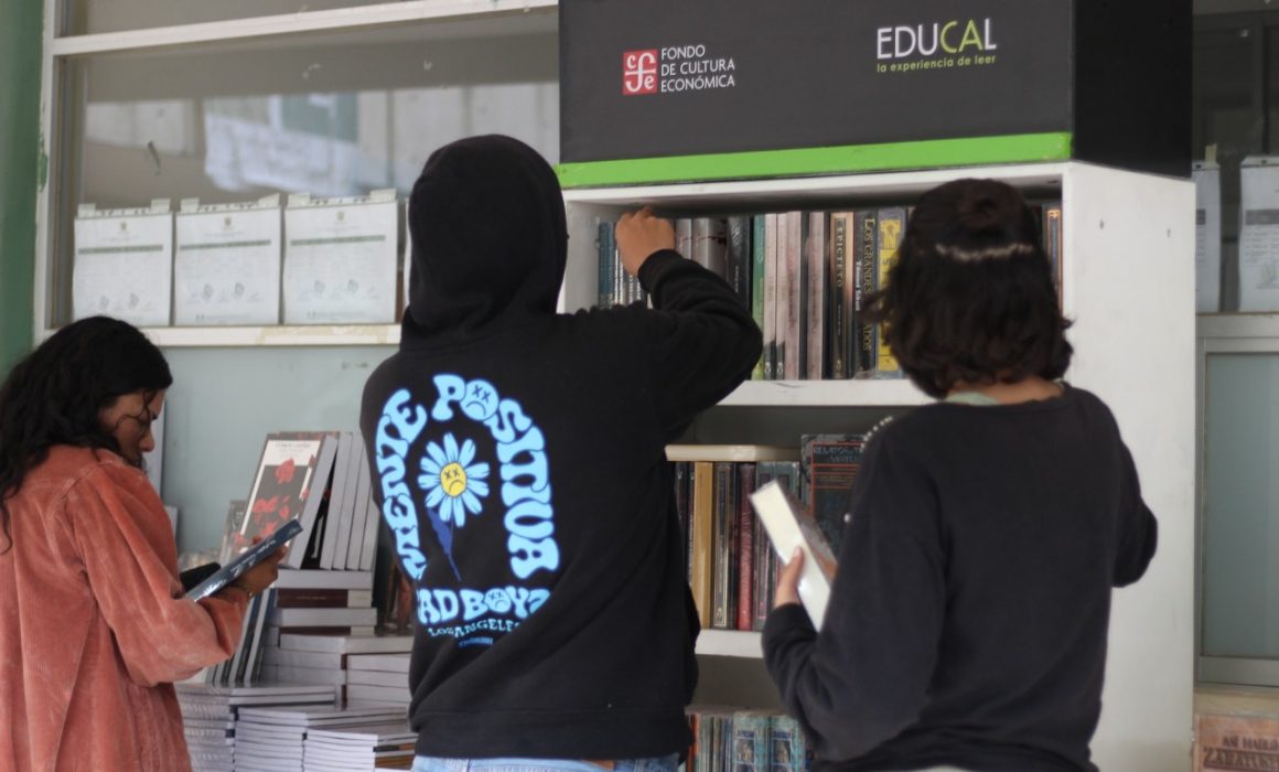 Concluye con éxito la Primer Feria del Libro