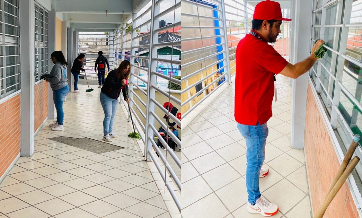 Dan manita de gato a salones de clases en Edomex padres de Antorcha Campesina