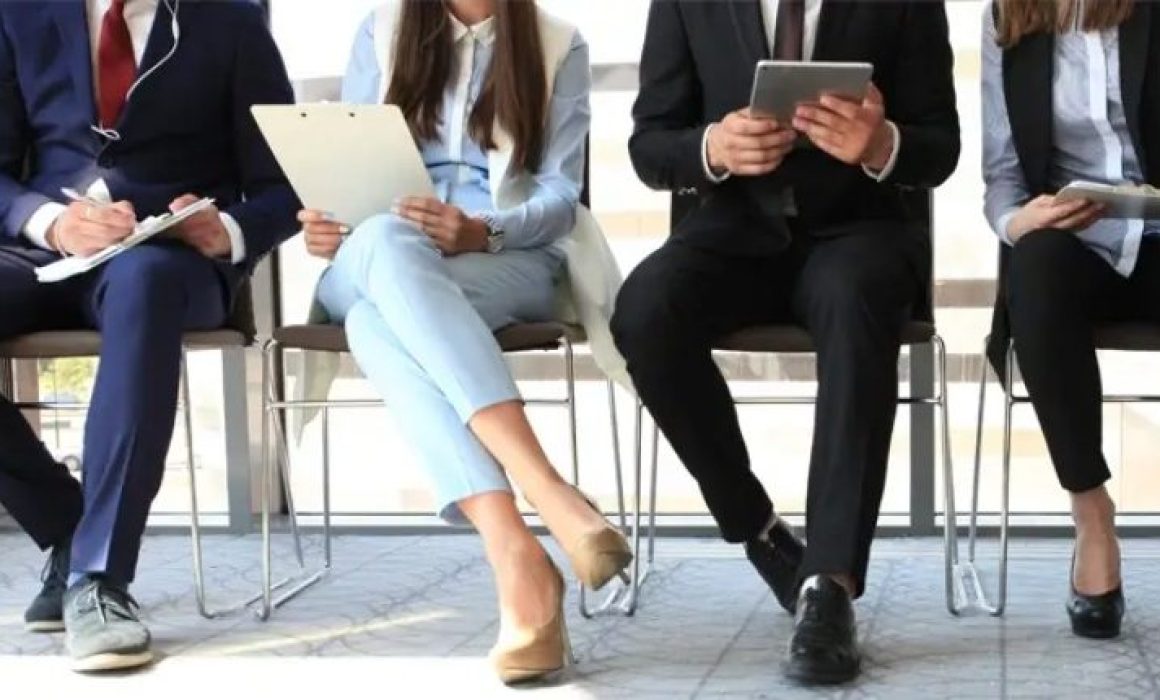 Destaca en una entrevista de trabajo con el color ideal
