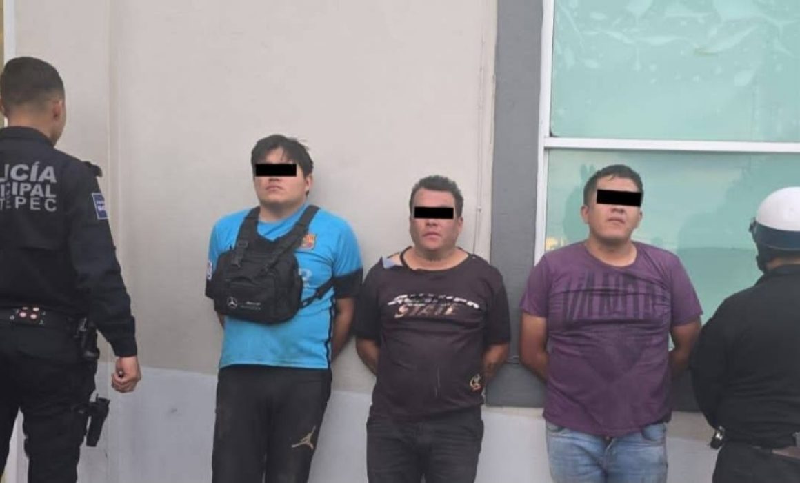 Detienen a 3 por golpear a trabajadores de limpia en Ecatepec