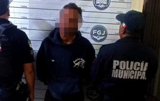 Detienen a hombre por robo al Ayuntamiento de Valle de Chalco