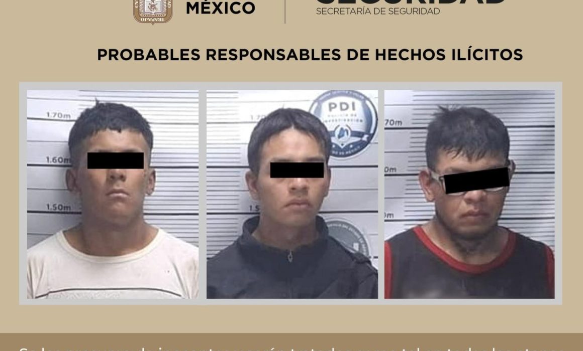 Detienen en Chimalhuacán a tres jóvenes armados y con drogas