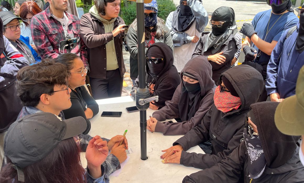 Dialogan estudiantes y paristas de la UAEMéx