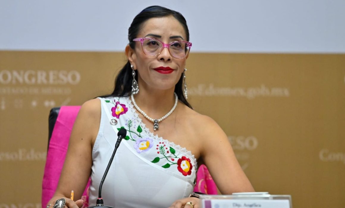 Dona Congreso Mexiquense 29 inmuebles al IMSS.