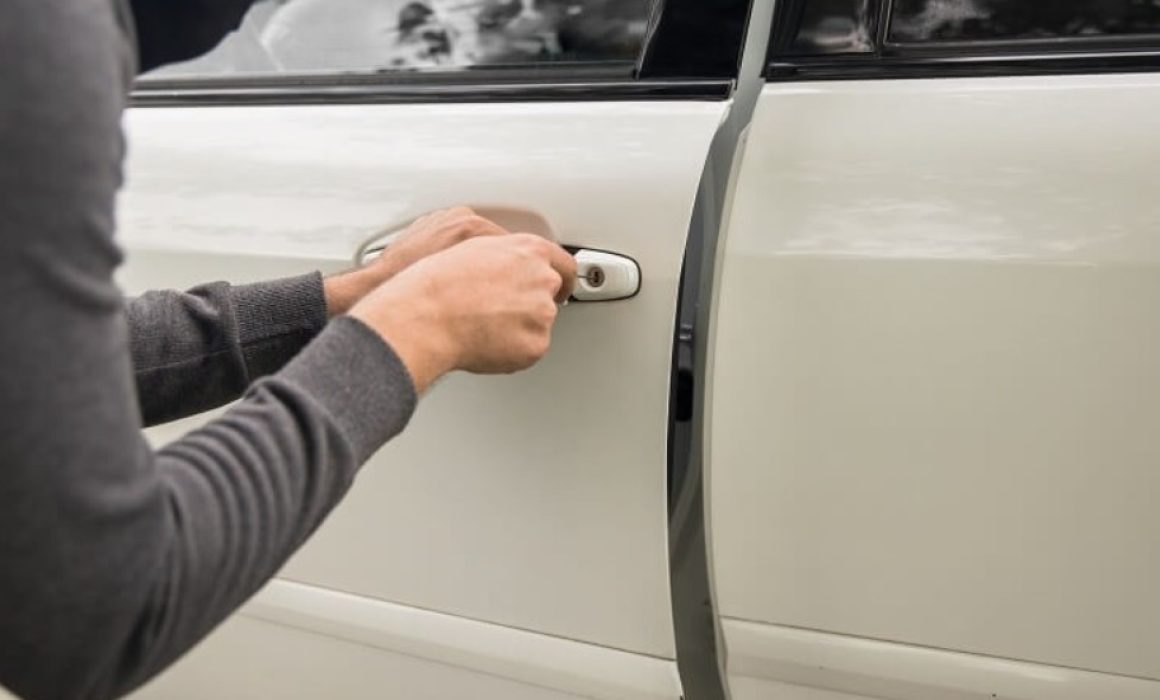 Evita fraudes descubre si tu auto es robado