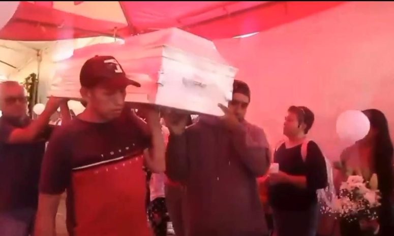 Despiden a Fernandito en Los Reyes, La Paz