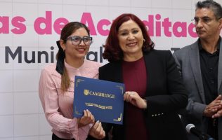 Firman convenio Tecámac y Cambridge para enseñar inglés en el DIF