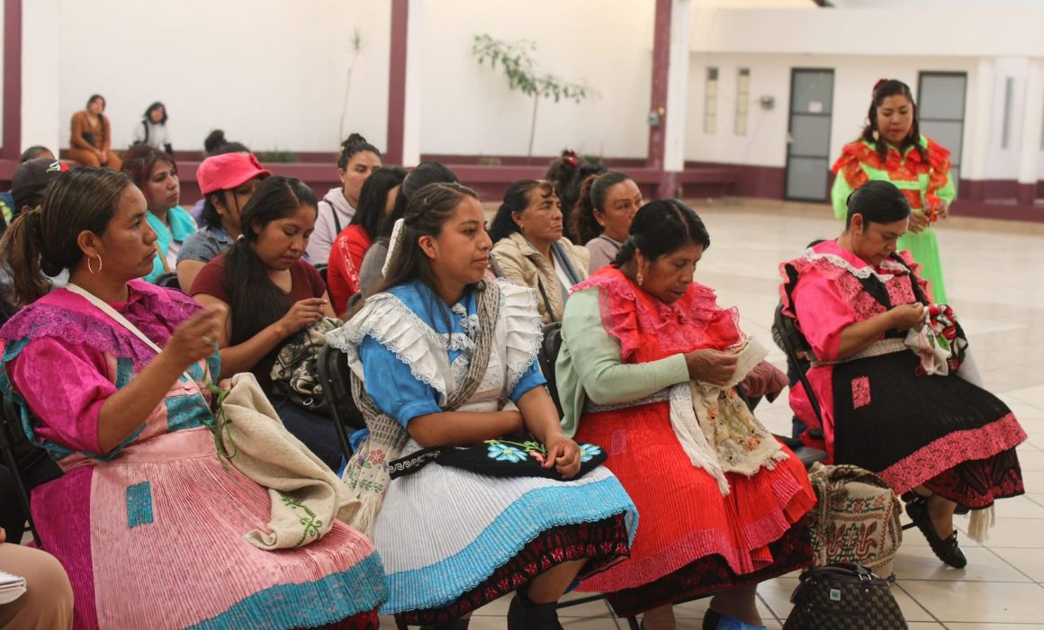 Fortalece el empoderamiento femenino y transforma la comunidad de Allende