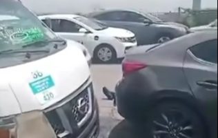 Golpean brutalmente a conductor de transporte público en Chalco