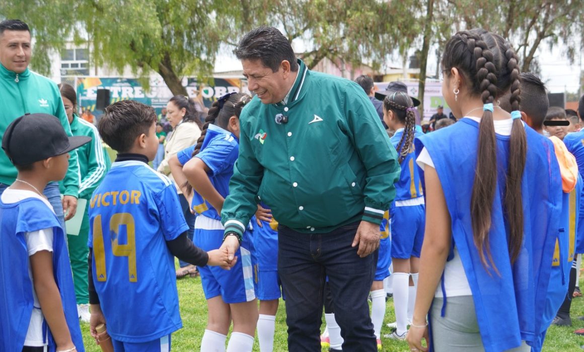 Impulsan el deporte y convivencia familiar con nueva Unidad Deportiva en Huehuetoca