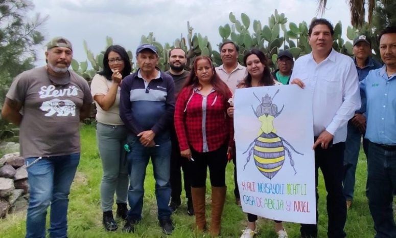 Inauguran mujeres y hombres primera escuela de Apicultura en Nextlalpan