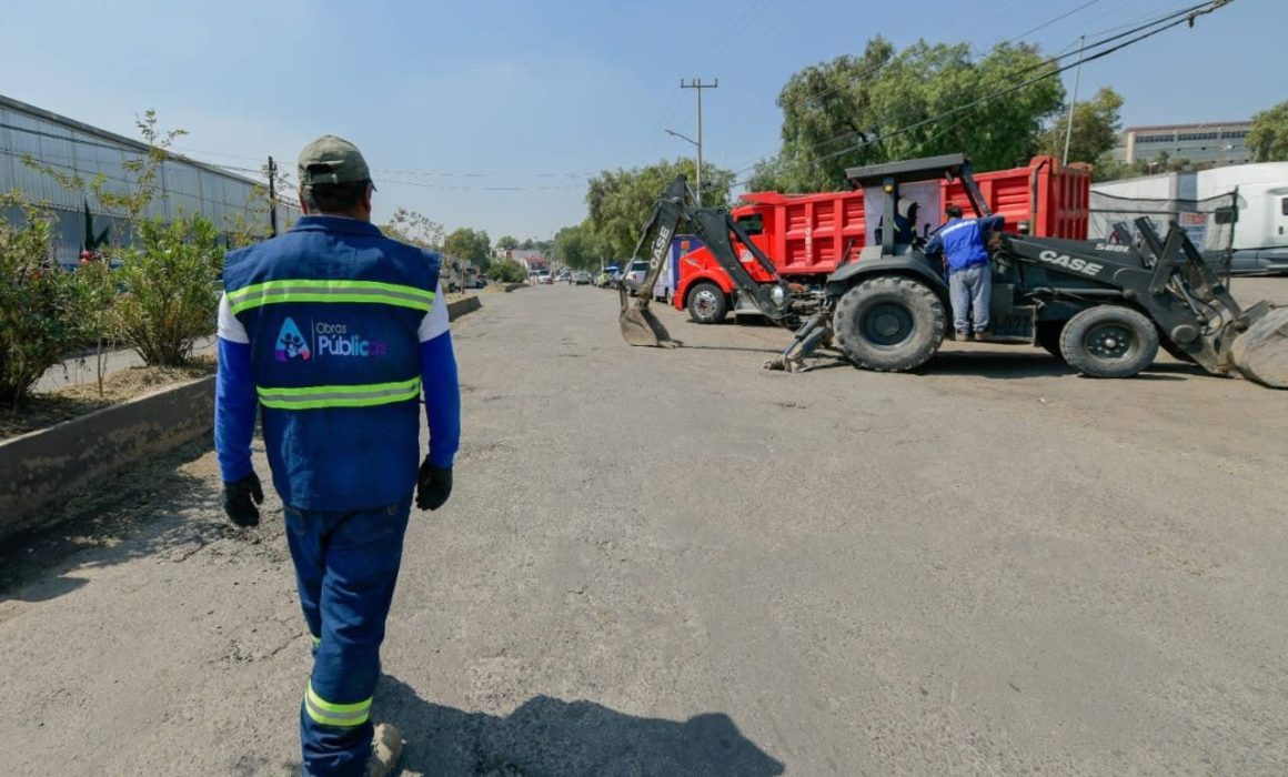 Inician rehabilitación del bulevar Calacoaya en Atizapán