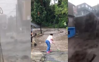 Azotan lluvias a Tulpetlac, en Ecatepec; mexiquenses denuncian severas inundaciones