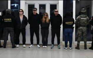 Ordena juez liberar a Lord Pádel y proceso continúa en los tribunales