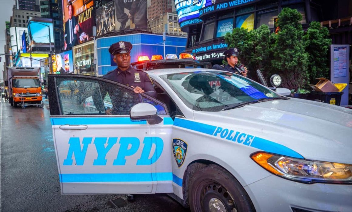 Paralizan Metro de Times Square por alerta de bomba; buscan a sospechoso