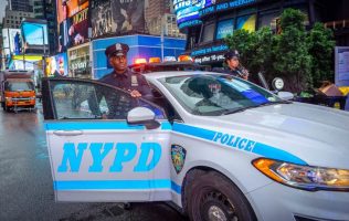 Paralizan Metro de Times Square por alerta de bomba; buscan a sospechoso