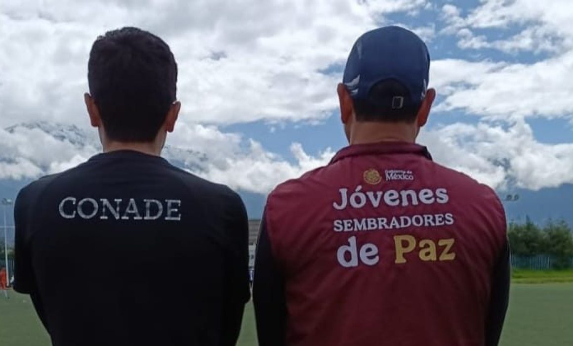 Participan Conade-Cedem en torneo de futbol en Amecameca