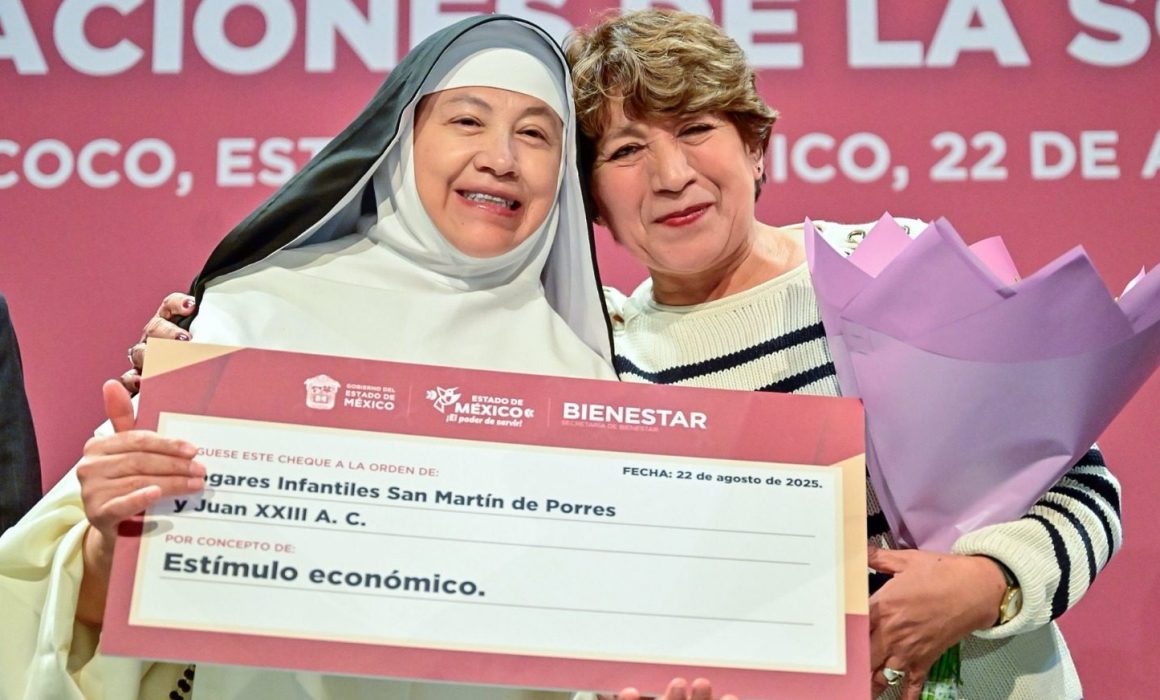 Premia Delfina Gómez a los que hacen el bien en Edomex