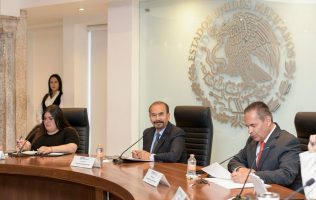Presentan en Atizapán proyectos para juventud y control urbano