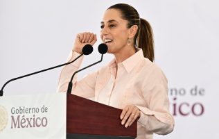 Promete Claudia Sheinbaum medicamentos desde hoy en Edomex